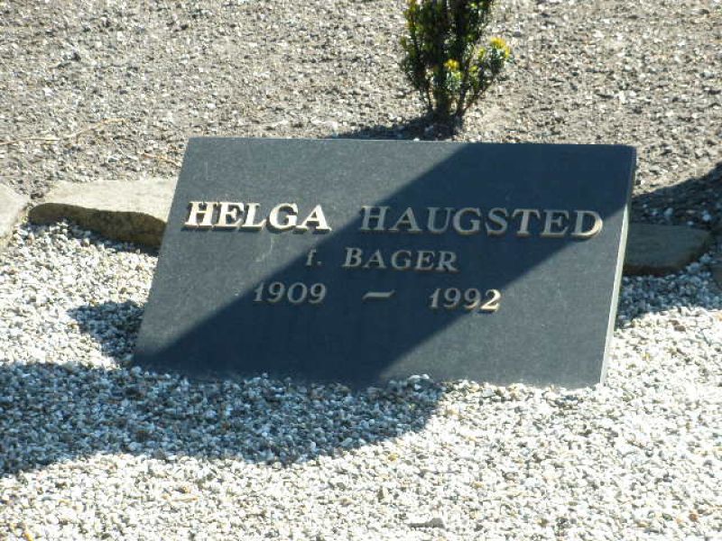 Helga Hausted.JPG